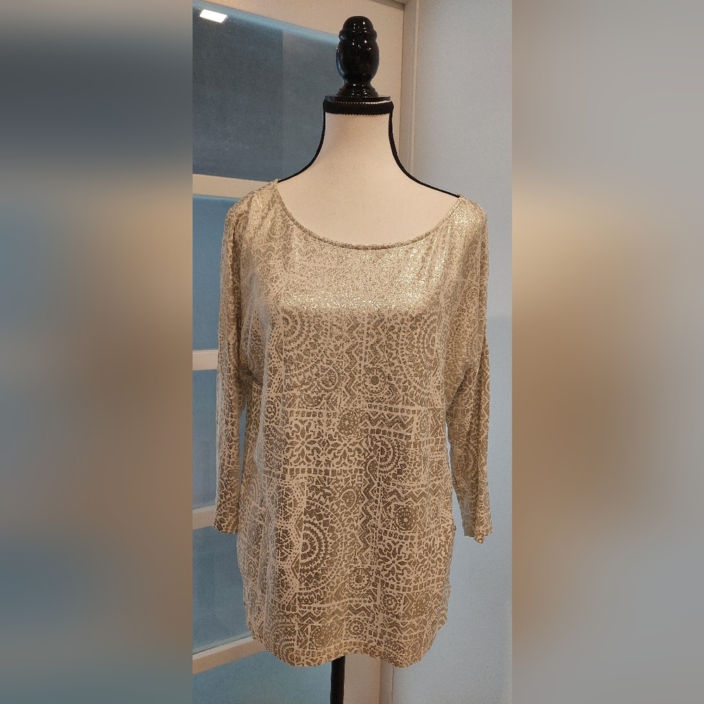 Chico's Silver Cream Graphic Blouse